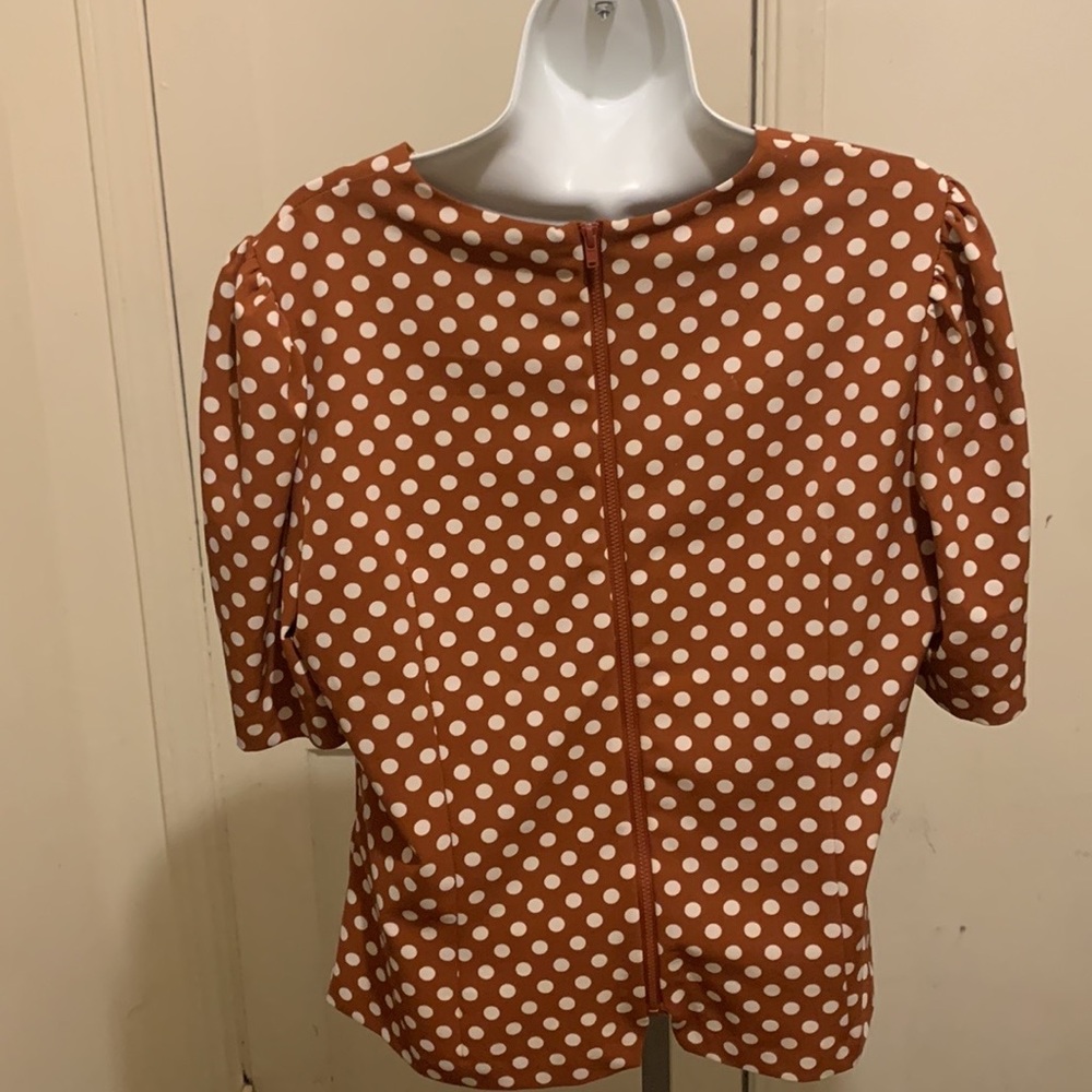 Eva Mendes NY&Co 2 Piece Outfit - Picture 6 of 10